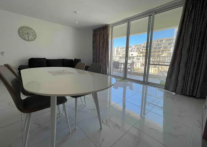 Appartement 2 Bedroom In With Sea Views And Close To Amenities Mellieħa